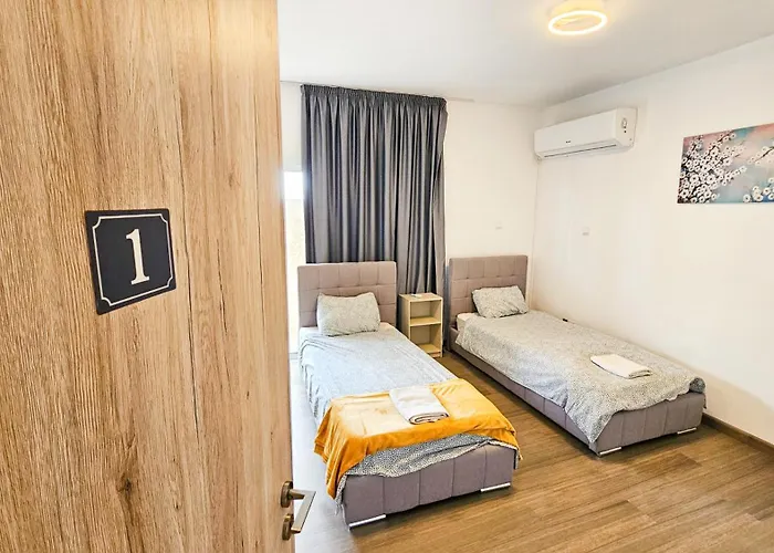 Privat bolig Downtown Rooms, Next To The Chabad Lubavitch Larnaca