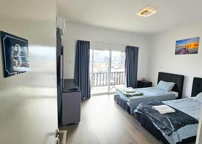 Downtown Rooms, Next To The Chabad Lubavitch בית אירוח